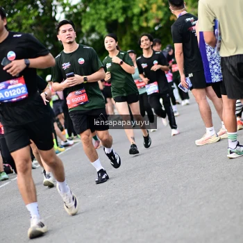 Runner Photo 4136537