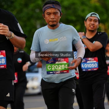 Runner Photo 4136542