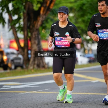 Runner Photo 4136543