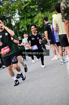 Runner Photo 4136553