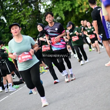 Runner Photo 4136561