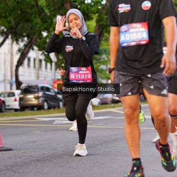Runner Photo 4136571