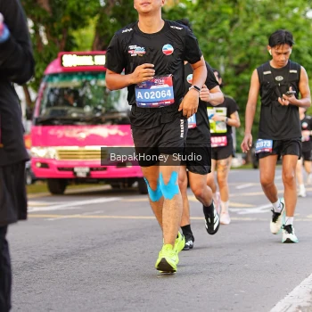 Runner Photo 4136572