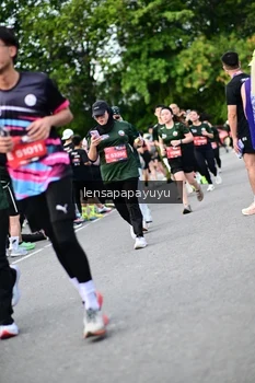 Runner Photo 4136577