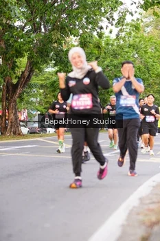 Runner Photo 4136583