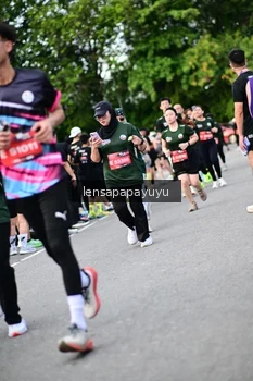 Runner Photo 4136589