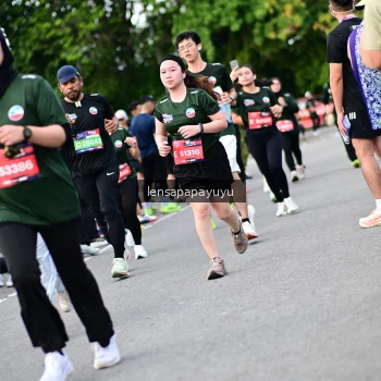 Runner Photo 4136593