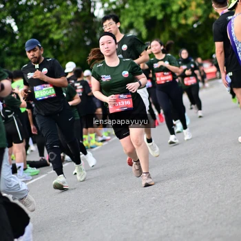 Runner Photo 4136604