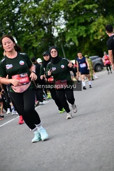 Runner Photo 4136627