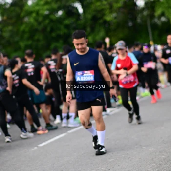 Runner Photo 4136633