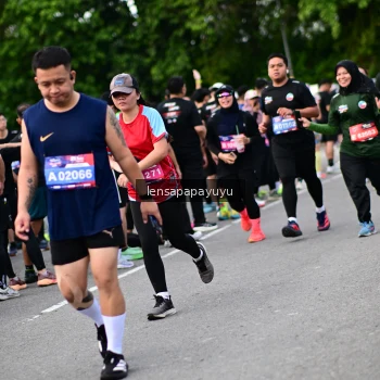 Runner Photo 4136649
