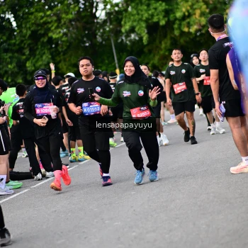 Runner Photo 4136666
