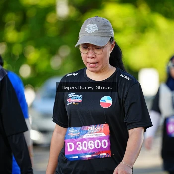 Runner Photo 4136670