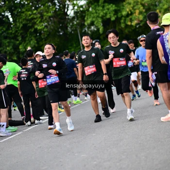 Runner Photo 4136683