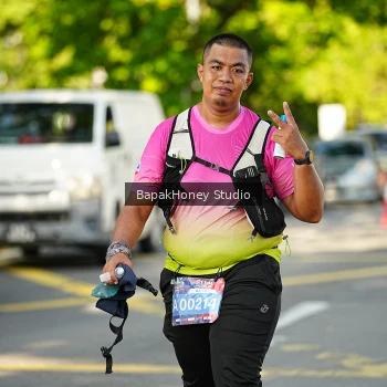 Runner Photo 4136685