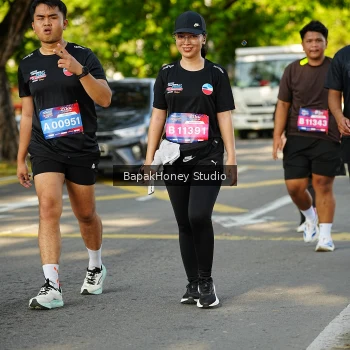 Runner Photo 4136689
