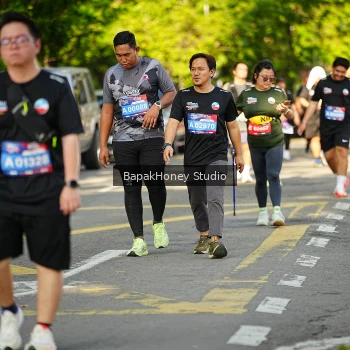 Runner Photo 4136703