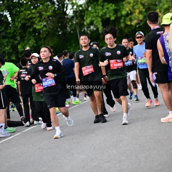 Runner Photo 4136708
