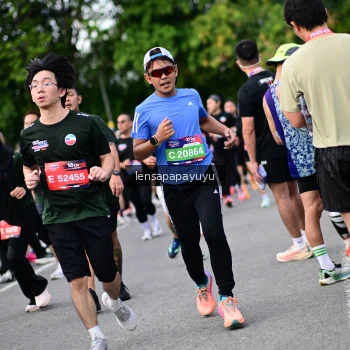 Runner Photo 4136715