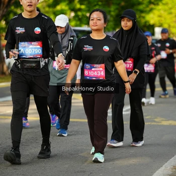 Runner Photo 4136718