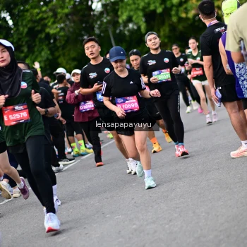 Runner Photo 4136720