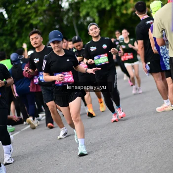 Runner Photo 4136726