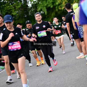 Runner Photo 4136731