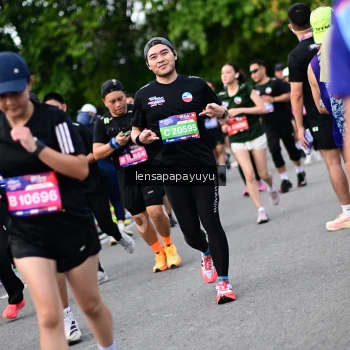 Runner Photo 4136734