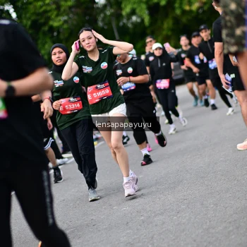 Runner Photo 4136736