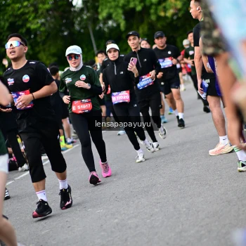 Runner Photo 4136741