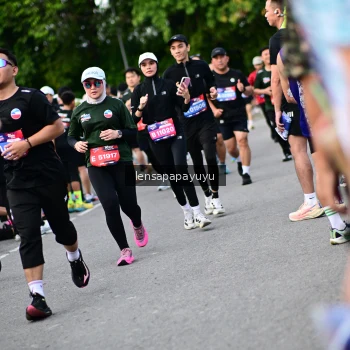 Runner Photo 4136743