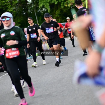 Runner Photo 4136746