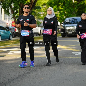 Runner Photo 4136750
