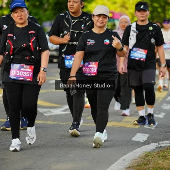 Runner Photo 4136764