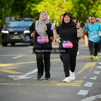 Runner Photo 4136779