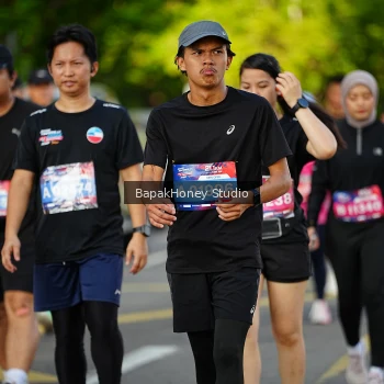 Runner Photo 4136783