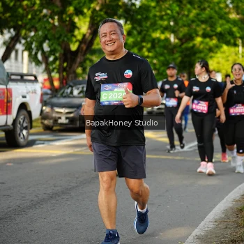 Runner Photo 4136786