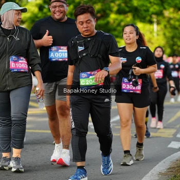 Runner Photo 4136788
