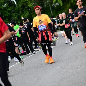 Runner Photo 4136791