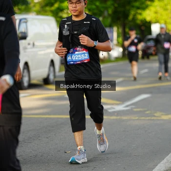Runner Photo 4136793