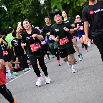 Runner Photo 4136813