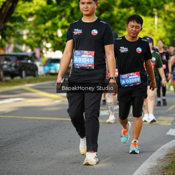 Runner Photo 4136816