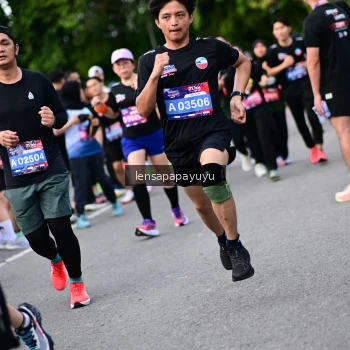 Runner Photo 4136818