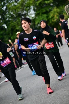 Runner Photo 4136838