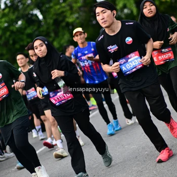 Runner Photo 4136841