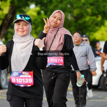 Runner Photo 4136843