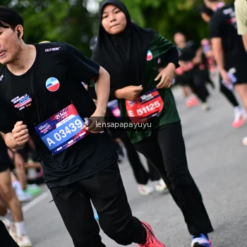 Runner Photo 4136849