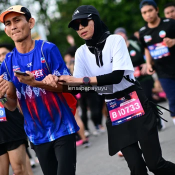 Runner Photo 4136868