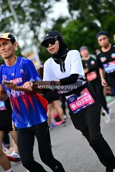 Runner Photo 4136871