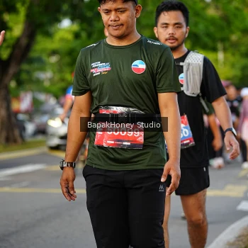 Runner Photo 4136874